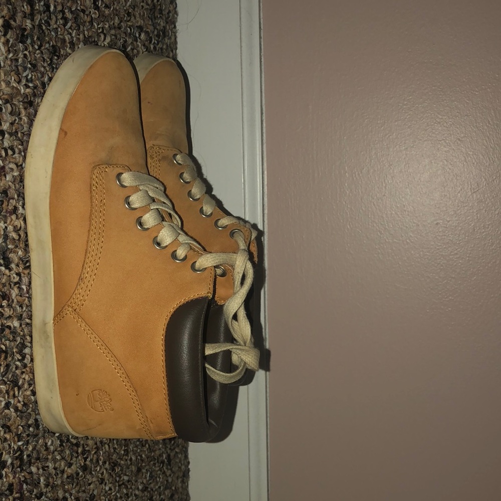 Size 7.5 TIMBERLAND boots!!